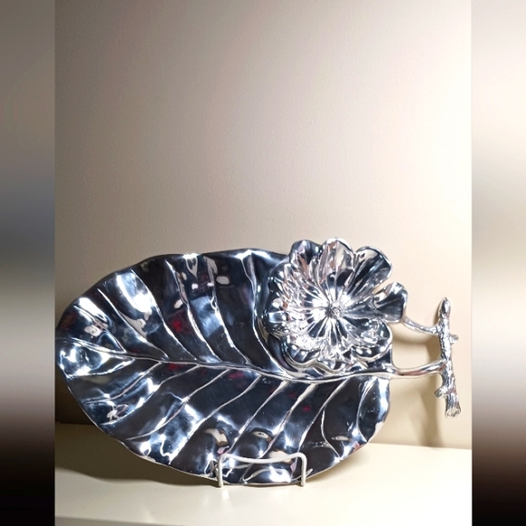 BEATRIZ BALL 6744 Garden Flower/leaf dip (large) - Picture 1 of 14